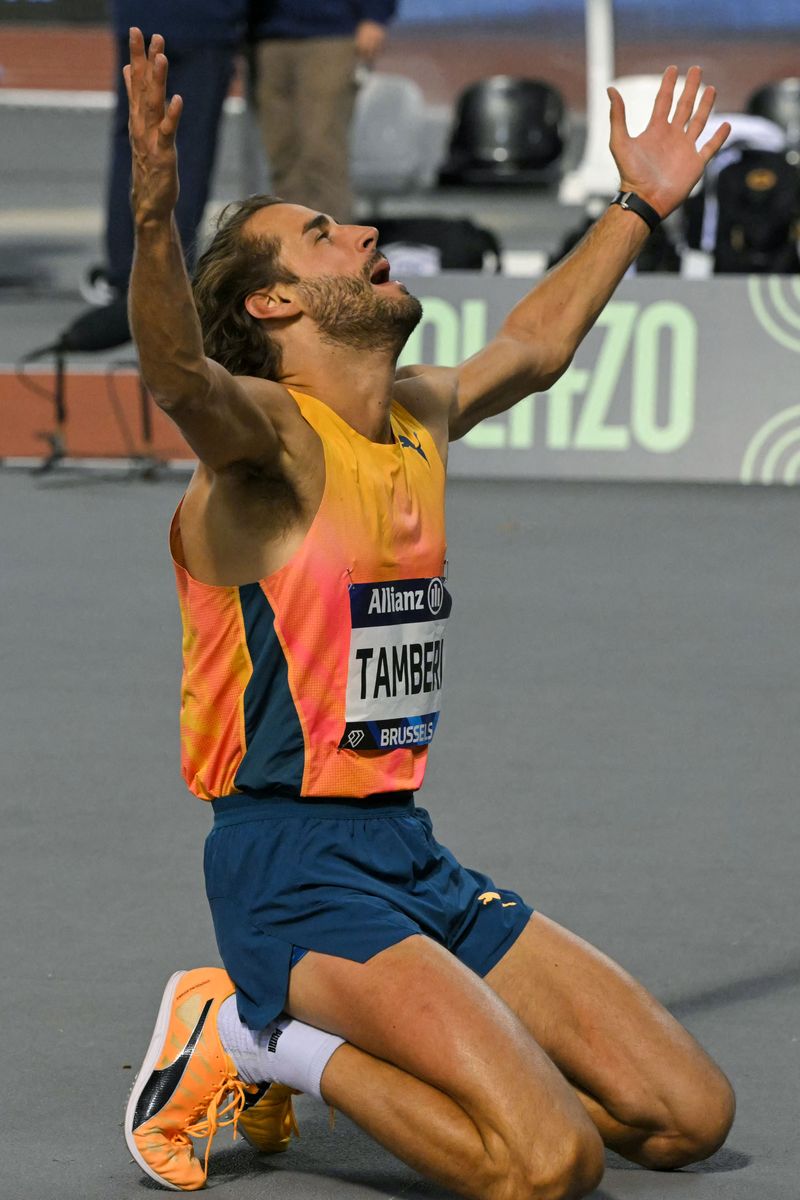 毛里求斯田径选手在比赛中闪光登场的简单介绍