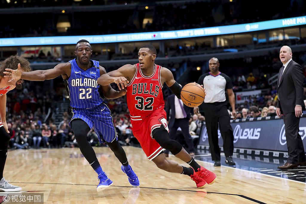 猛龙新秀崭露头角，为球队赢得关键胜利的简单介绍