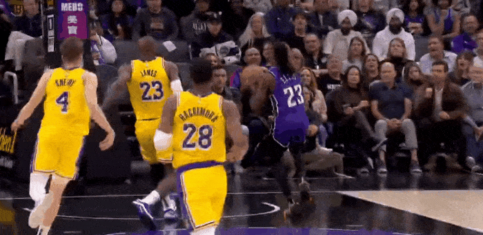 尼斯队取得一场惊心动魄的胜利