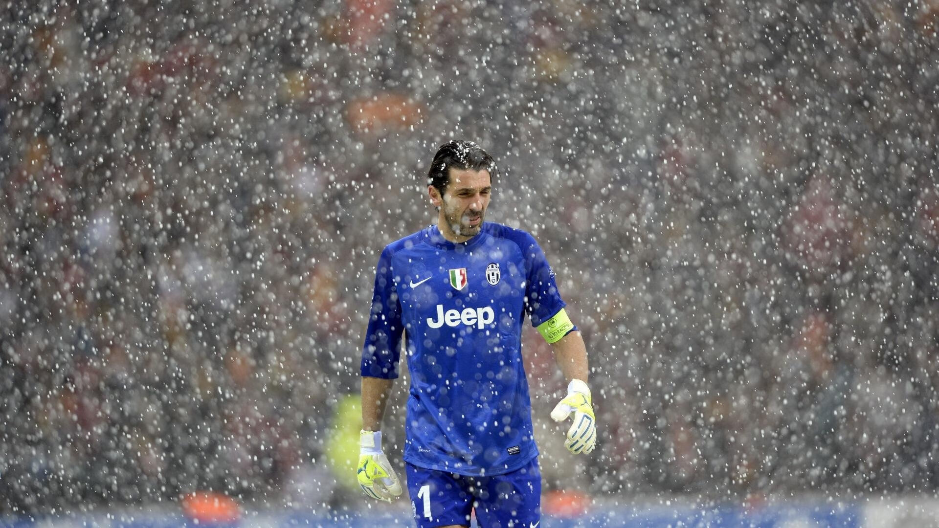 米切尔持续制造杀伤,广东队强压辽宁队